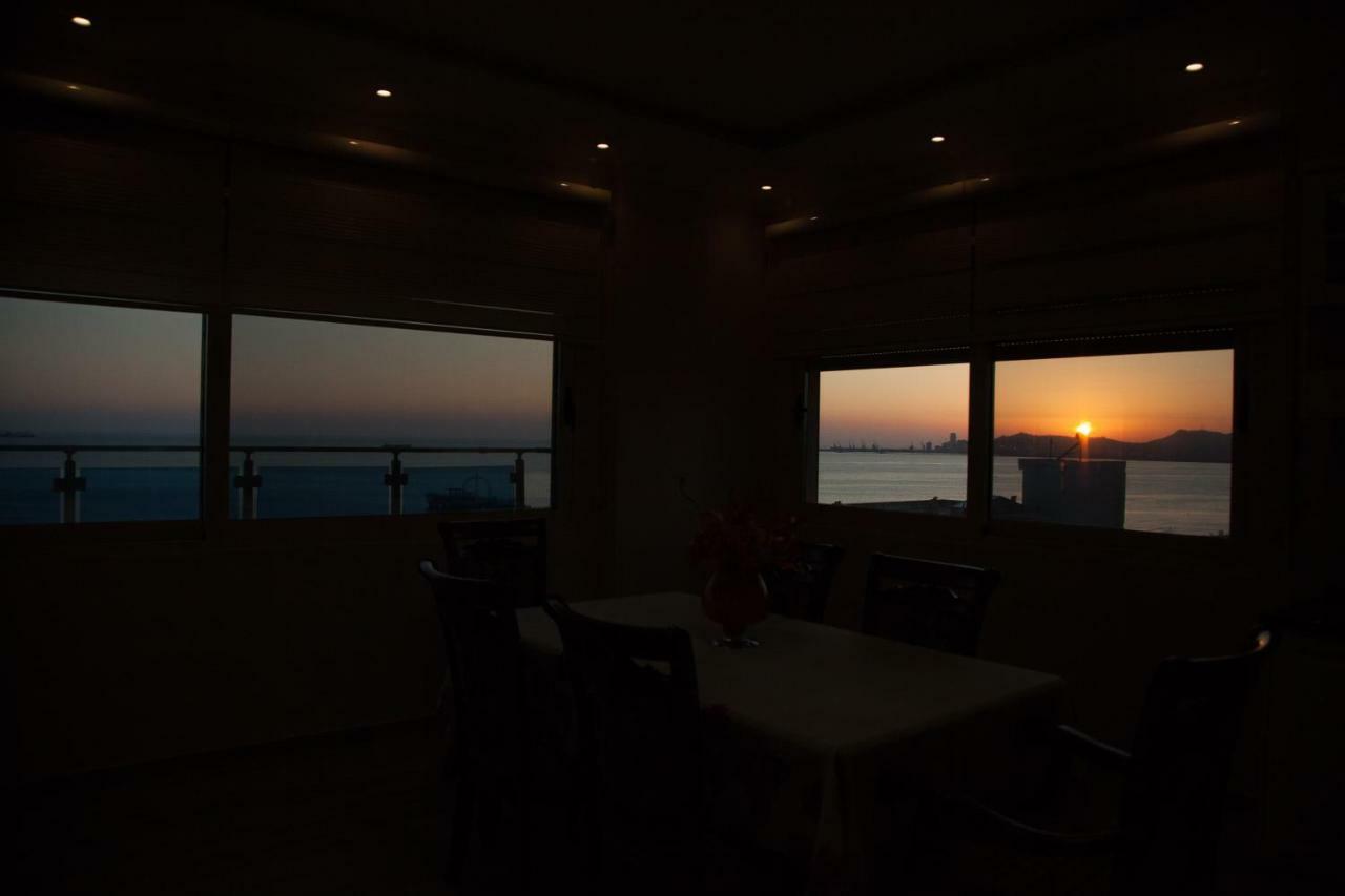 Adriatic Seaview Apartment Durrës Exteriör bild