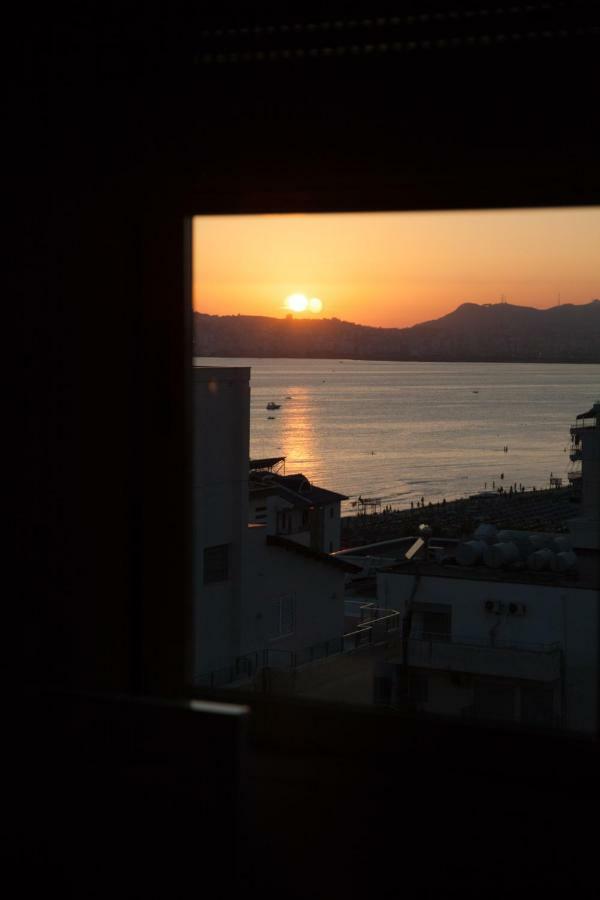 Adriatic Seaview Apartment Durrës Exteriör bild